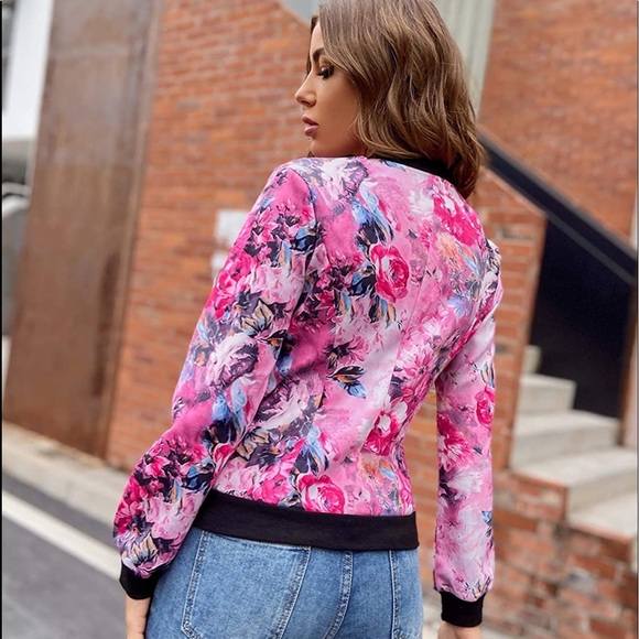 Pink Floral 🌸 Satin Jacket Size Small 🌸 NEW! - Picture 7 of 15